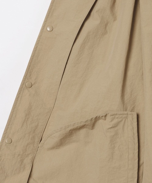 AMERICAN RAG CIE（アメリカンラグシー）の「【AMERICAN RAG CIE】コーチジャケット（ユニセックス）（その他アウター・レディース・ベージュ/ブラック・LARGE/MEDIUM）」の13枚目の写真