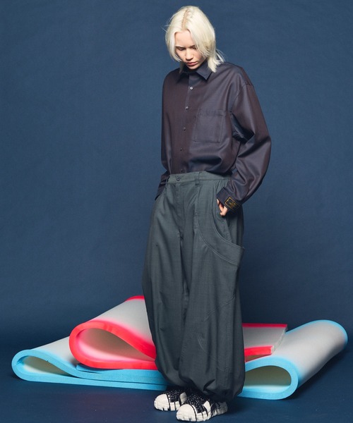 MAISON SPECIAL(メゾンスペシャル)の「《UNISEX》4 Colors Chambray Washable Wool Prime-Over Regular Collar Shirt/4色シャンブレーウォッシャブルウールプライムオーバーレギュラーカラーシャツ【MAISON SPECIAL/メゾンスペシャル】(シャツ/ブラウス・メンズ・ホワイト/ダークブルー/ブラック/グレー/チャコールグレー・0/1/2)」の12枚目の写真