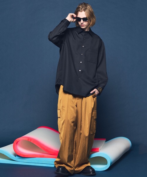 MAISON SPECIAL(メゾンスペシャル)の「《UNISEX》4 Colors Chambray Washable Wool Prime-Over Regular Collar Shirt/4色シャンブレーウォッシャブルウールプライムオーバーレギュラーカラーシャツ【MAISON SPECIAL/メゾンスペシャル】(シャツ/ブラウス・メンズ・ホワイト/ダークブルー/ブラック/グレー/チャコールグレー・0/1/2)」の14枚目の写真