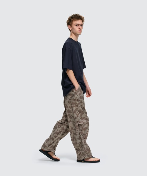 WILD THINGS(ワイルドシングス)の「ダブルダイナイロンオーバーパンツ│DOUBLE DYED NYLON OVER PANTS(その他パンツ・メンズ・オリーブ/グレー系カモフラージュ/ホワイト系その他/ブラック・XL/L/M/S)」の7枚目の写真