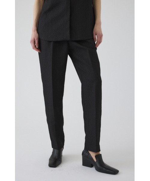 RIM.ARK(リムアーク)の「Glossy JQ tapered PT グロッシー ジャカード テーパード パンツ(スラックス・レディース・ブラック/アイボリー・38/36)」の22枚目の写真