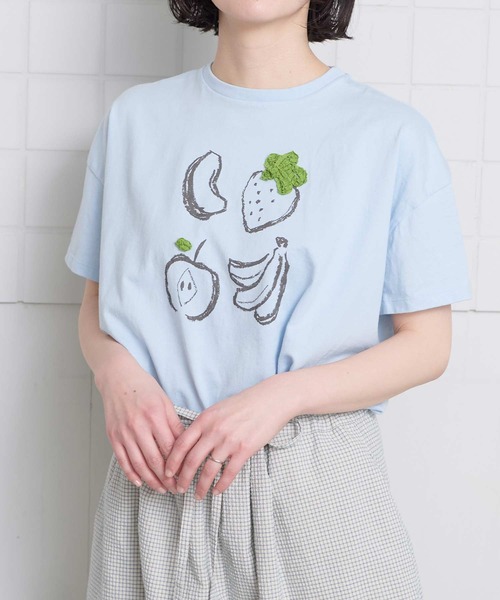 l'atelier du savon(アトリエドサボン)の「フルーツいろいろ テープ刺繍Tシャツ(Tシャツ/カットソー・レディース・ネイビー/サックスブルー/ホワイト・FREE)」の16枚目の写真