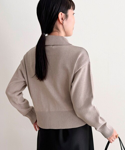 fredy emue（フレディエミュ）の「コットン衿付きVネックカーディガン（カーディガン/ボレロ・レディース・サックスブルー/オフホワイト/ネイビー/グレイッシュベージュ・38）」の10枚目の写真