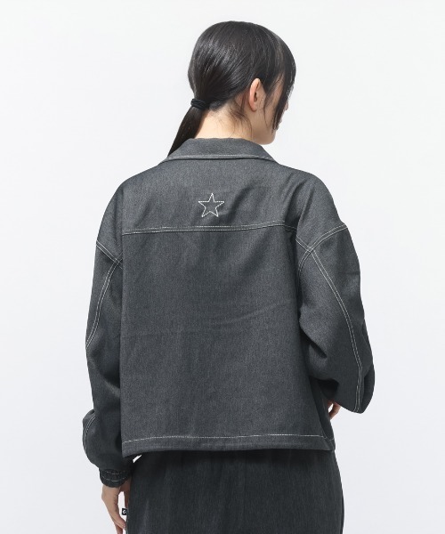 CONVERSE(コンバース)の「コンバース SYNTHETIC DENIM JACKET L シンセティックデニムジャケット(デニムジャケット・レディース・オフホワイト/ネイビー/ブラック・L/M)」の4枚目の写真