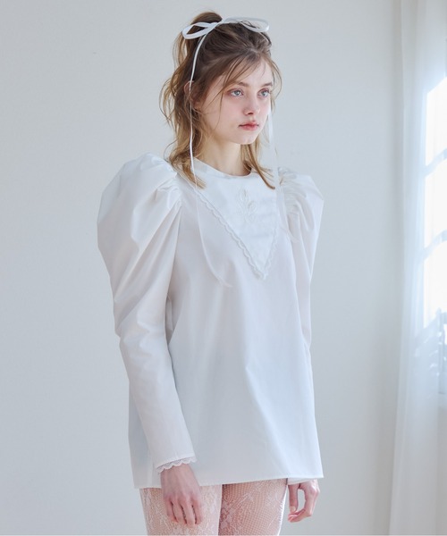 etre loin(エトルワン)の「Tulip embroidered volume sleeve blouse(シャツ/ブラウス・レディース・ホワイト/ストライプ/ブラック・M)」の14枚目の写真