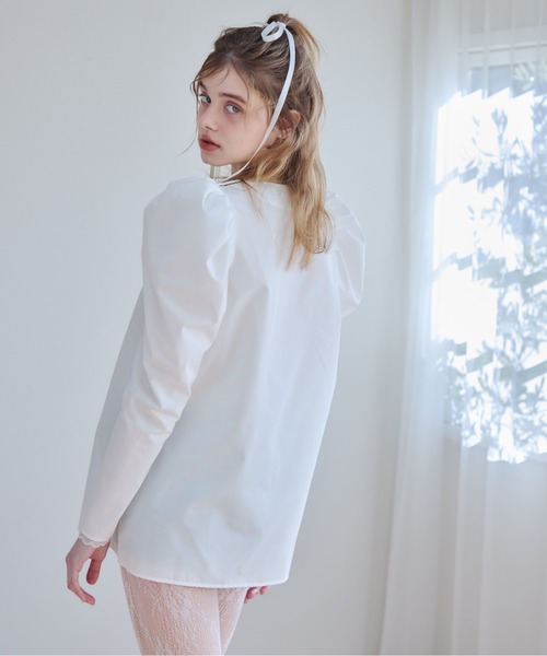 etre loin(エトルワン)の「Tulip embroidered volume sleeve blouse(シャツ/ブラウス・レディース・ホワイト/ストライプ/ブラック・M)」の9枚目の写真