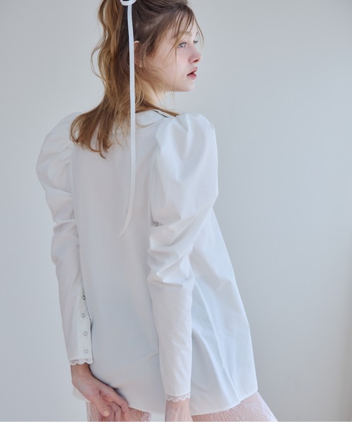 etre loin(エトルワン)の「Tulip embroidered volume sleeve blouse(シャツ/ブラウス・レディース・ホワイト/ストライプ/ブラック・M)」の11枚目の写真