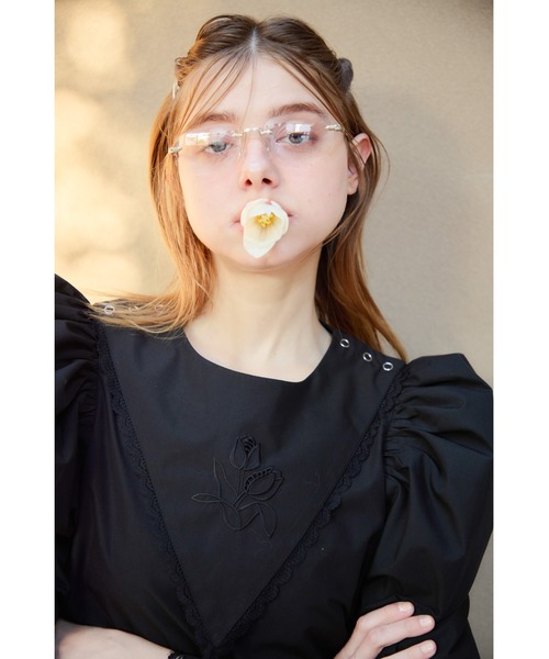 etre loin(エトルワン)の「Tulip embroidered volume sleeve blouse(シャツ/ブラウス・レディース・ホワイト/ストライプ/ブラック・M)」の21枚目の写真