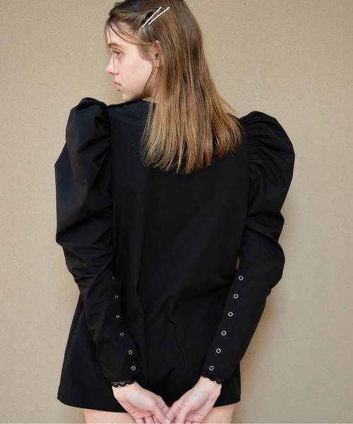 etre loin(エトルワン)の「Tulip embroidered volume sleeve blouse(シャツ/ブラウス・レディース・ホワイト/ストライプ/ブラック・M)」の22枚目の写真
