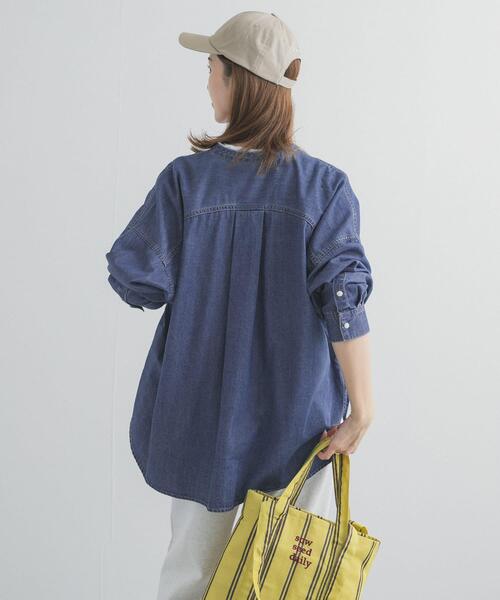 URBAN RESEARCH DOORS(アーバンリサーチドアーズ)の「デニムバンドカラーシャツ | デニムシャツ/春服/オーバーサイズ/大人カジュアル(シャツ/ブラウス・レディース・インディゴブルー/ワンウォッシュ・FREE)」の6枚目の写真