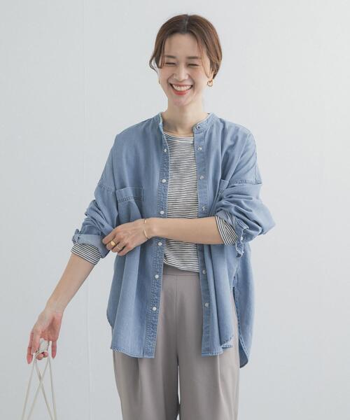 URBAN RESEARCH DOORS(アーバンリサーチドアーズ)の「デニムバンドカラーシャツ | デニムシャツ/春服/オーバーサイズ/大人カジュアル(シャツ/ブラウス・レディース・インディゴブルー/ワンウォッシュ・FREE)」の13枚目の写真