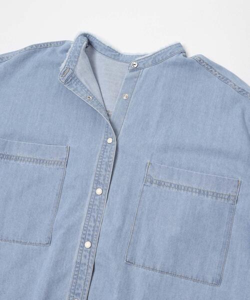 URBAN RESEARCH DOORS(アーバンリサーチドアーズ)の「デニムバンドカラーシャツ | デニムシャツ/春服/オーバーサイズ/大人カジュアル(シャツ/ブラウス・レディース・インディゴブルー/ワンウォッシュ・FREE)」の20枚目の写真