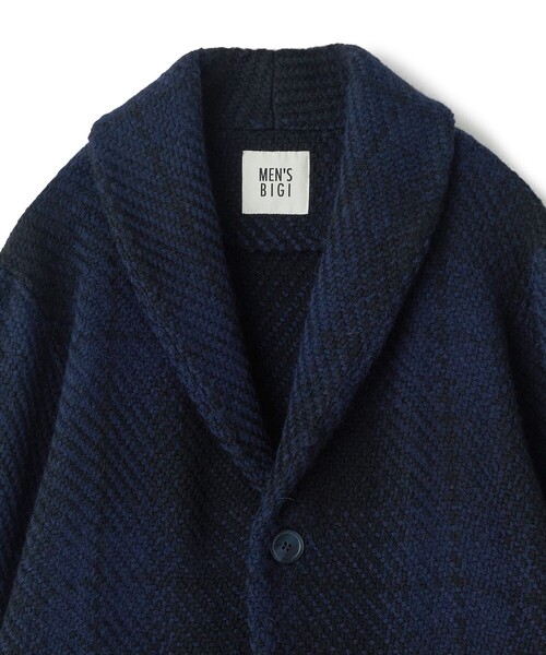 MEN'S BIGI(メンズビギ)の「《John Braniganコラボ》ショールカラーニットジャケット(ブルゾン・メンズ・ネイビー/ブラック系その他・02/03)」の11枚目の写真