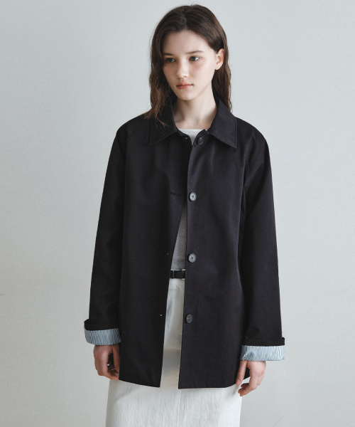 WEDNESDAYOASISFORWOMEN（ウェンズデー オアシス フォー ウーマン）の「[アトリエエディション] ハーフコットントレンチコート_BLACK(W26OT02)（その他アウター・レディース・ブラック・SMALL/MEDIUM）」の5枚目の写真