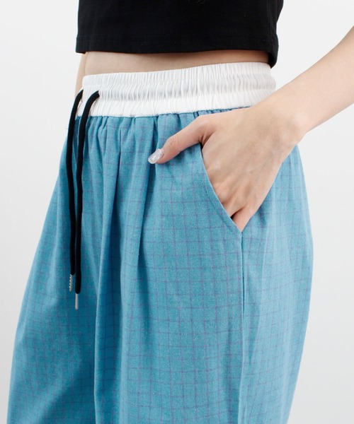 ABYS(アビス)の「チェックワイドイージーパンツ(その他パンツ・レディース・ブラウン/ブルー/ブラック/ネイビー・LARGE/MEDIUM)」の11枚目の写真