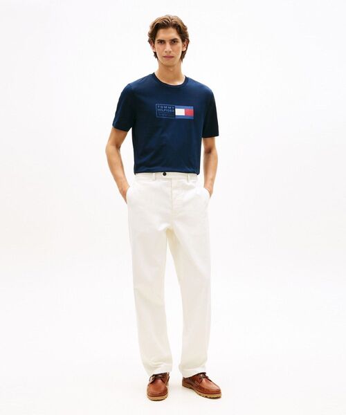 TOMMY HILFIGER(トミーヒルフィガー)の「ブランドラブテキストボックスTシャツ(Tシャツ/カットソー・メンズ・ホワイト/マルチ/ブルー・LARGE/X-LARGE/SMALL/MEDIUM)」の10枚目の写真