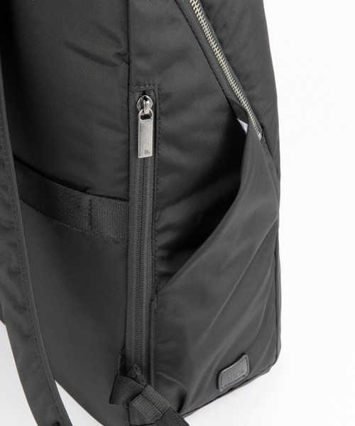 ace.(エース)の「【ace. GENE/エースジーン】 ルフィラ 超軽量 通勤リュック18L 520g(バックパック/リュック・レディース・グレイッシュベージュ/ブラック/ネイビー/ベージュ系その他・FREE)」の13枚目の写真