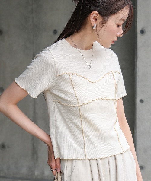 Bab（バブ）の「ビスチェライク配色メロウカットソー（Tシャツ/カットソー・レディース・ブラック/アイボリー/レッド/チャコールグレー・FREE）」の11枚目の写真