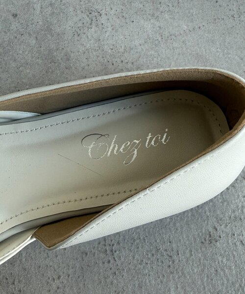 Chez toi（シェトワ）の「クロスパンプス（パンプス・レディース・シルバー/ブラック/アイボリー・MEDIUM/LARGE）」の7枚目の写真