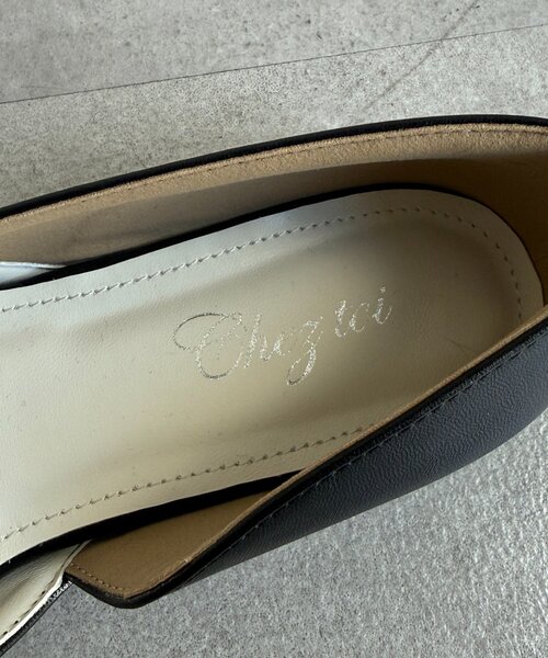 Chez toi（シェトワ）の「クロスパンプス（パンプス・レディース・シルバー/ブラック/アイボリー・MEDIUM/LARGE）」の12枚目の写真