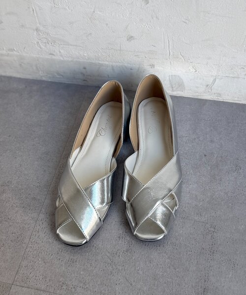 Chez toi（シェトワ）の「クロスパンプス（パンプス・レディース・シルバー/ブラック/アイボリー・MEDIUM/LARGE）」の15枚目の写真
