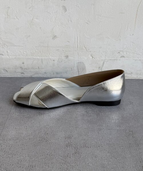 Chez toi（シェトワ）の「クロスパンプス（パンプス・レディース・シルバー/ブラック/アイボリー・MEDIUM/LARGE）」の16枚目の写真