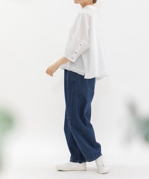 nop de nod(ノップドゥノッド)の「6分袖裾フリルクロップドシャツ(シャツ/ブラウス・レディース・オフホワイト/ライトブルー/ブラック・3)」の6枚目の写真