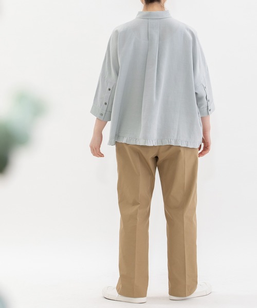 nop de nod(ノップドゥノッド)の「6分袖裾フリルクロップドシャツ(シャツ/ブラウス・レディース・オフホワイト/ライトブルー/ブラック・3)」の13枚目の写真