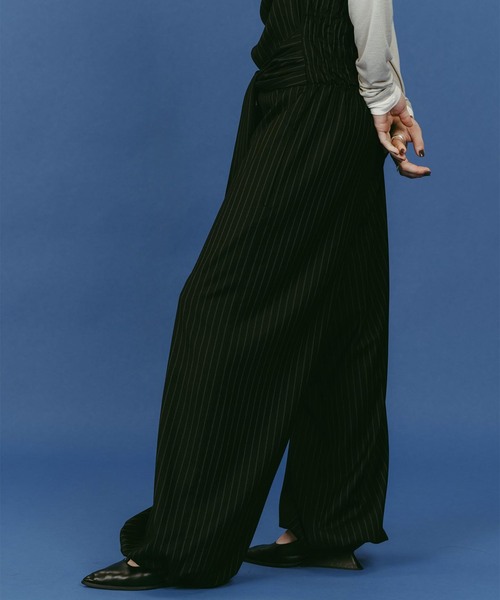Knuth Marf(クヌースマーフ)の「Knuth Marf/クヌースマーフ halter neck all in one(つなぎ/オールインワン・レディース・ブラック/チャコールグレー・SMALL)」の10枚目の写真