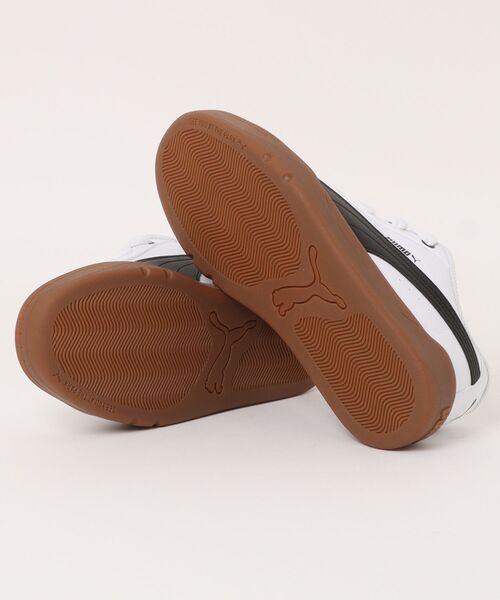 PUMA(プーマ)の「PUMA プーマ PARK LIFESTYLE EASY メンズスニーカー(パークライフスタイルイージー)(スニーカー・メンズ・シルバー/ホワイト系その他・25.5cm/26.0cm/26.5cm/27.0cm/27.5cm/28.0cm/28.5cm/29.0cm)」の3枚目の写真