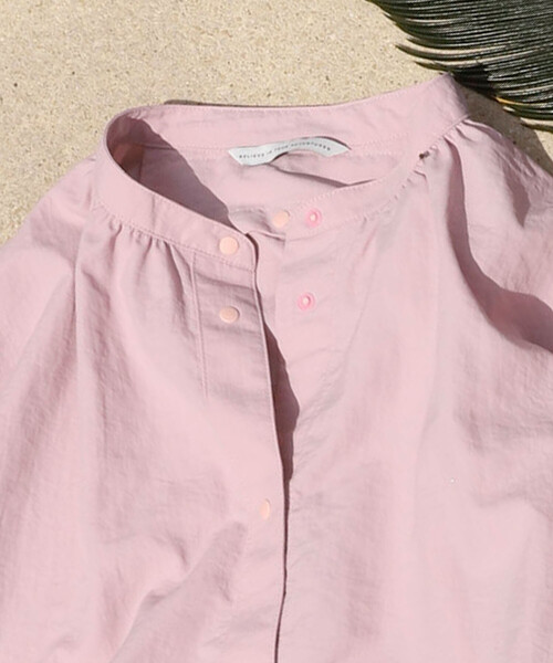 FREAK'S STORE(フリークスストア)の「NANGA × FREAK'S STORE/ナンガ 別注 ナイロンタッサー フレンチスリーブシャツ(シャツ/ブラウス・レディース・ブラック/ピンク/ベージュ・フリ-)」の16枚目の写真
