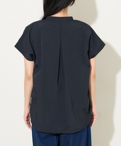 FREAK'S STORE(フリークスストア)の「NANGA × FREAK'S STORE/ナンガ 別注 ナイロンタッサー フレンチスリーブシャツ(シャツ/ブラウス・レディース・ブラック/ピンク/ベージュ・フリ-)」の4枚目の写真