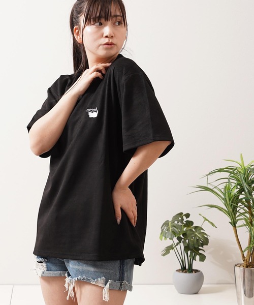 1111clothing(ワンフォークロージング)の「ガール&ネコ フェイクスエード ルーズTee / Girls & Cats Faux Suede Loose-Fit T-Shirt(Tシャツ/カットソー・メンズ・オフホワイト/グレー/ブラック・M/L)」の16枚目の写真