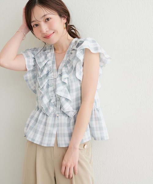 natural couture(ナチュラルクチュール)の「ドットフリルブラウス(シャツ/ブラウス・レディース・ブラック/オフホワイト/ピンク/ミント/ブルー系その他/ブラック系その他・FREE)」の5枚目の写真