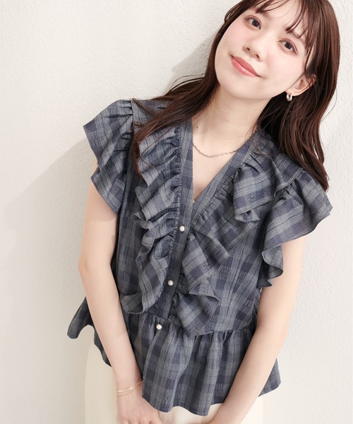 natural couture(ナチュラルクチュール)の「ドットフリルブラウス(シャツ/ブラウス・レディース・ブラック/オフホワイト/ピンク/ミント/ブルー系その他/ブラック系その他・FREE)」の11枚目の写真