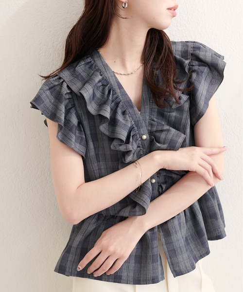 natural couture(ナチュラルクチュール)の「ドットフリルブラウス(シャツ/ブラウス・レディース・ブラック/オフホワイト/ピンク/ミント/ブルー系その他/ブラック系その他・FREE)」の13枚目の写真