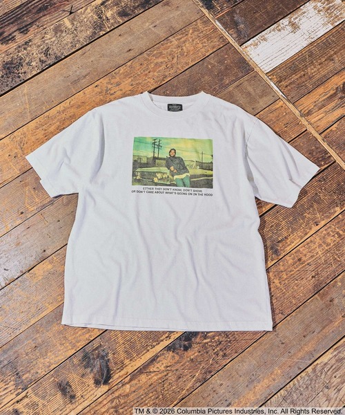 niko and...(ニコアンド)の「【コロンビア・ピクチャーズ】コラボ クラシックMOVIE Tシャツ(Tシャツ/カットソー・メンズ・その他2/ライトグレー/その他1/ホワイト/その他6/その他7/その他8/その他5/サンドグレー/その他3/その他9/その他4/スモーク/グレー/シルバーグレー/オフホワイト・MEDIUM/LARGE)」の3枚目の写真