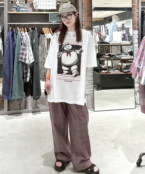niko and...(ニコアンド)の「【コロンビア・ピクチャーズ】コラボ クラシックMOVIE Tシャツ(Tシャツ/カットソー・メンズ・その他2/ライトグレー/その他1/ホワイト/その他6/その他7/その他8/その他5/サンドグレー/その他3/その他9/その他4/スモーク/グレー/シルバーグレー/オフホワイト・MEDIUM/LARGE)」の18枚目の写真