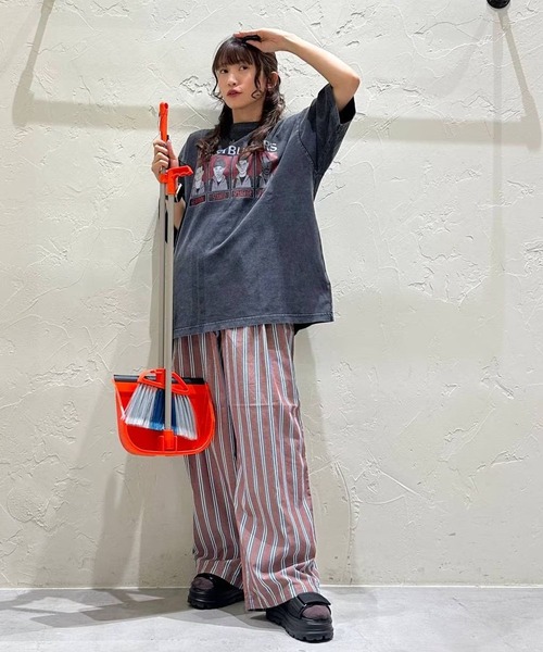 niko and...(ニコアンド)の「【コロンビア・ピクチャーズ】コラボ クラシックMOVIE Tシャツ(Tシャツ/カットソー・メンズ・その他2/ライトグレー/その他1/ホワイト/その他6/その他7/その他8/その他5/サンドグレー/その他3/その他9/その他4/スモーク/グレー/シルバーグレー/オフホワイト・MEDIUM/LARGE)」の22枚目の写真