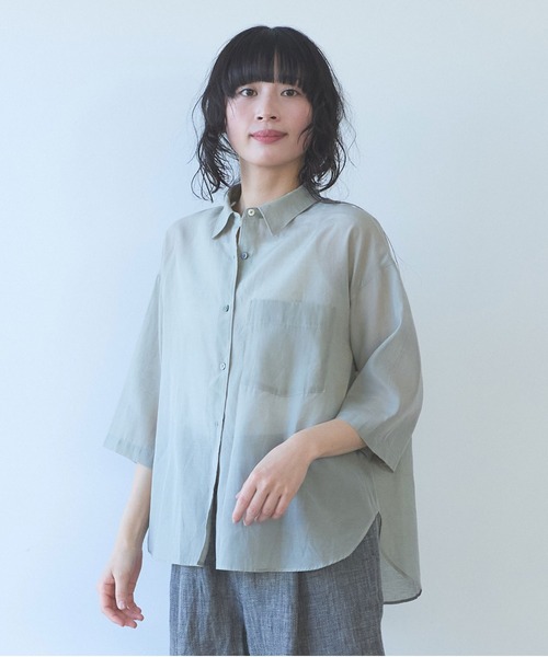 yuni（ユニ　）の「C/Si short shirt（シャツ/ブラウス・レディース・ピンク/カーキ/チャコールグレー・FREE）」の2枚目の写真