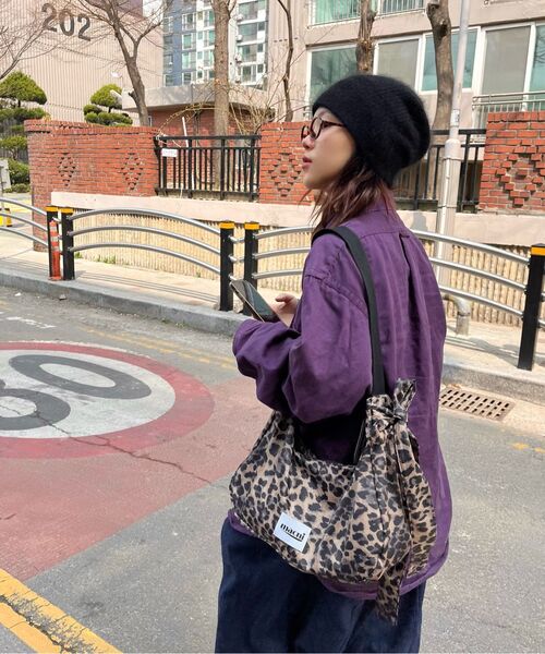 MACNI（マクニ）の「RIBBON CRESCENT CROSS BAG LEOPARD（ショルダーバッグ・レディース・レオパード・FREE）」の9枚目の写真