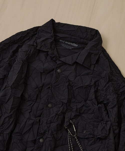 and wander(アンドワンダー)の「【and wander/アンドワンダー】washer pleated open LS shirt(シャツ/ブラウス・メンズ・ブラック/アイボリー・L/M)」の14枚目の写真