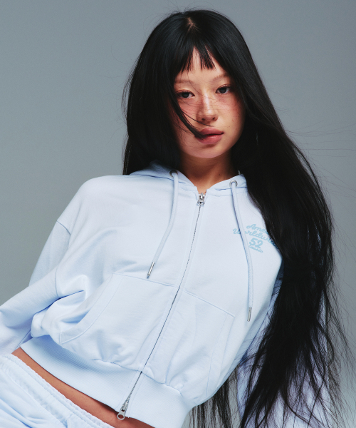AMESWORLDWIDE（アメスワールドワイド）の「CLASSIC CROP HOODIE ZIP-UP BLUE（パーカー・レディース・その他・SMALL/MEDIUM）」の16枚目の写真