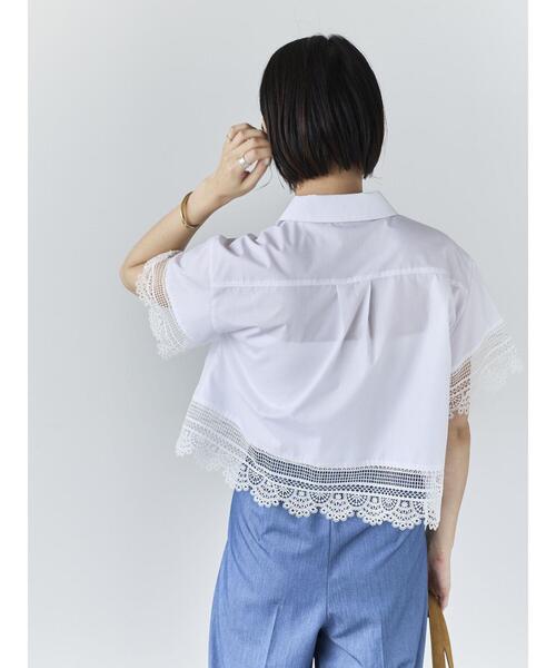 Te chichi(テチチ)の「レースヘムクロップトシャツ(シャツ/ブラウス・レディース・ベージュ/オフホワイト/サックスブルー・F)」の4枚目の写真