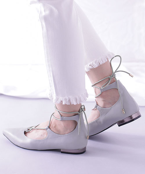 NANO universe（ナノユニバース）の「レースアップフラットパンプス（パンプス・レディース・グレー/ブラック/ネイビー・35/36/37/38）」の5枚目の写真