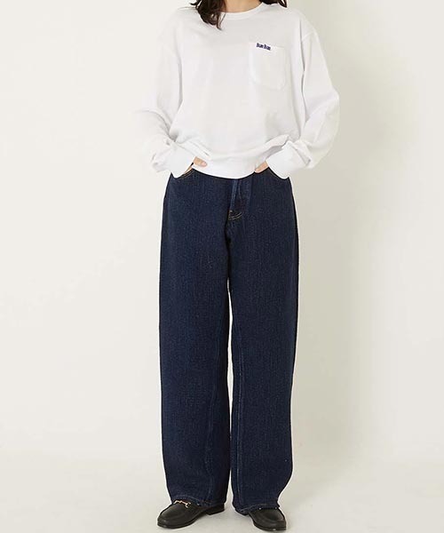 BLUE BLUE(ブルーブルー)の「FRUIT OF THE LOOM × BLUE BLUE /ニットライククルーネックポケットシャツ(スウェット・メンズ・ホワイト/ネイビー・S/M/L)」の6枚目の写真