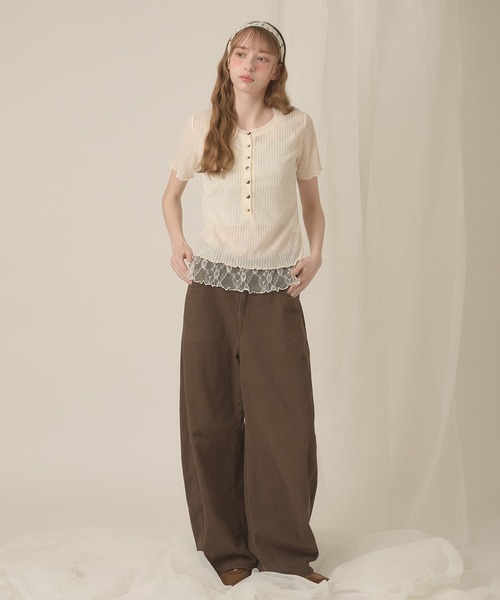 hazyl（ヘイジル）の「sheer rib henley tops / シアーリブヘンリートップス（Tシャツ/カットソー・レディース・カーキ/アイボリー・フリー）」の5枚目の写真