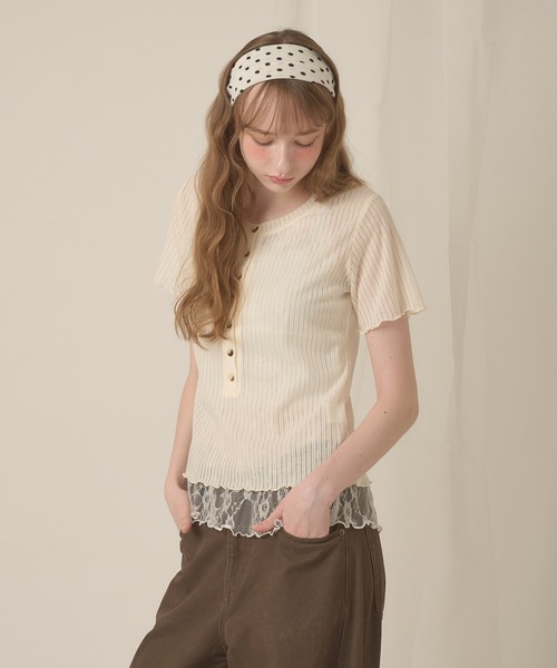 hazyl（ヘイジル）の「sheer rib henley tops / シアーリブヘンリートップス（Tシャツ/カットソー・レディース・カーキ/アイボリー・フリー）」の11枚目の写真