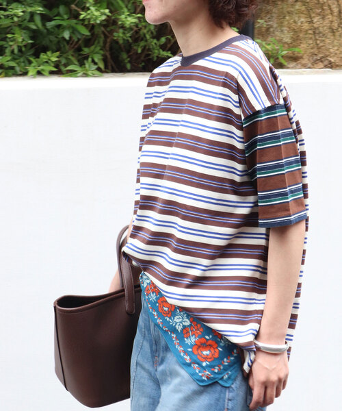 JOURNAL STANDARD(ジャーナルスタンダード)の「クレイジーボーダーTEE(Tシャツ/カットソー・レディース・パープル/ブラウン/ブラック・FREE)」の10枚目の写真
