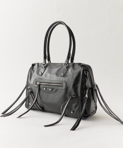 Chick(チック)の「Faux Leather 2-Way Shoulder Bag / フェイクレザー 2WAYショルダーバッグ(ショルダーバッグ・レディース・ブラウン/シルバー/ブラック・FREE)」の6枚目の写真